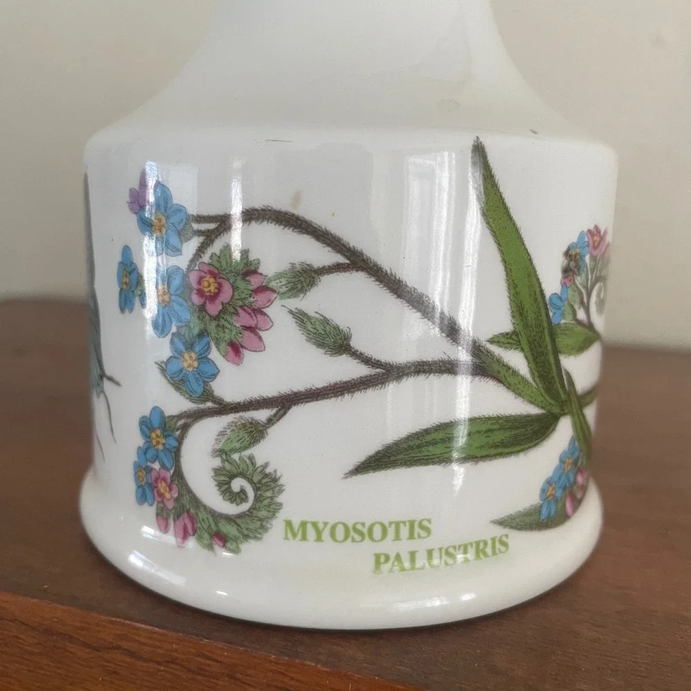 Vtg Portmeirion Botanic Garden Soap Lotion Dispenser Butterfly Made in Britain
